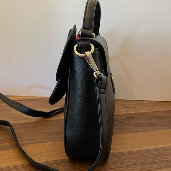Loungefly Disney Minnie Mouse Ears & Red Bow Crossbody Bag Black & Red. - Picture 6 of 12